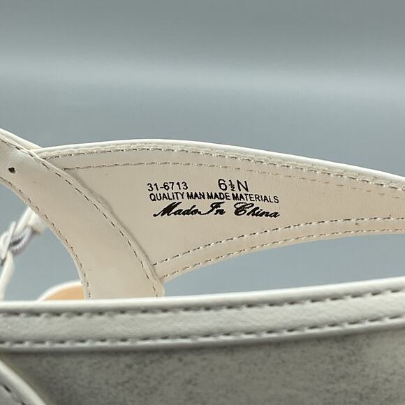 NEW Easy Street Women’s Tristen Dance Flex Outsole Sandals White Size 6.5N - Picture 6 of 10